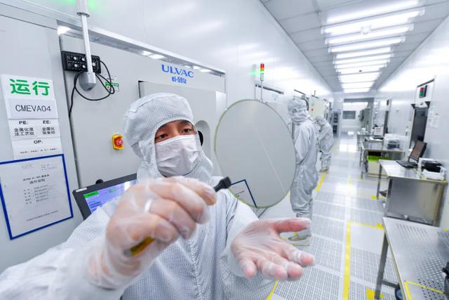 全球矚目！中國突破碳化硅芯片核心技術(shù)，打破國際壟斷！(圖1)